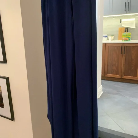 Jumpers - Picture 4 of 7